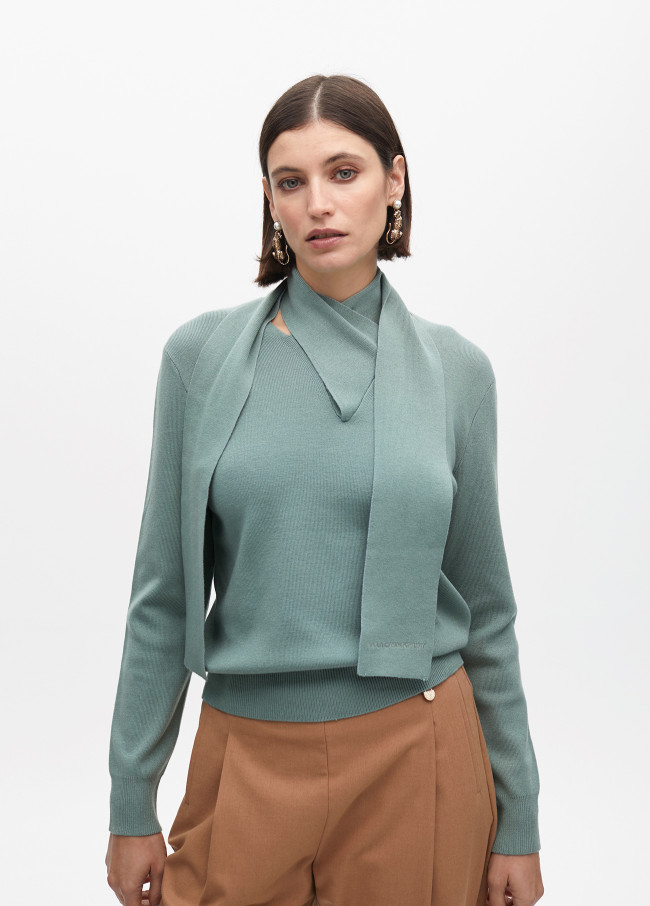 Knotted neck sweater