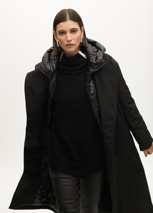 Sweater with contrast sleeve details