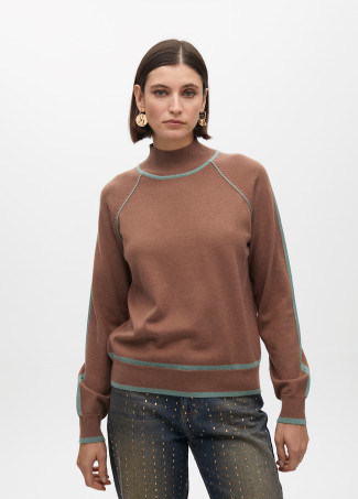 Jersey cuello alto detalle ribetes