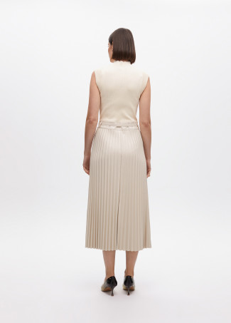 Sleeveless faux leather midi dress with pleated skirt