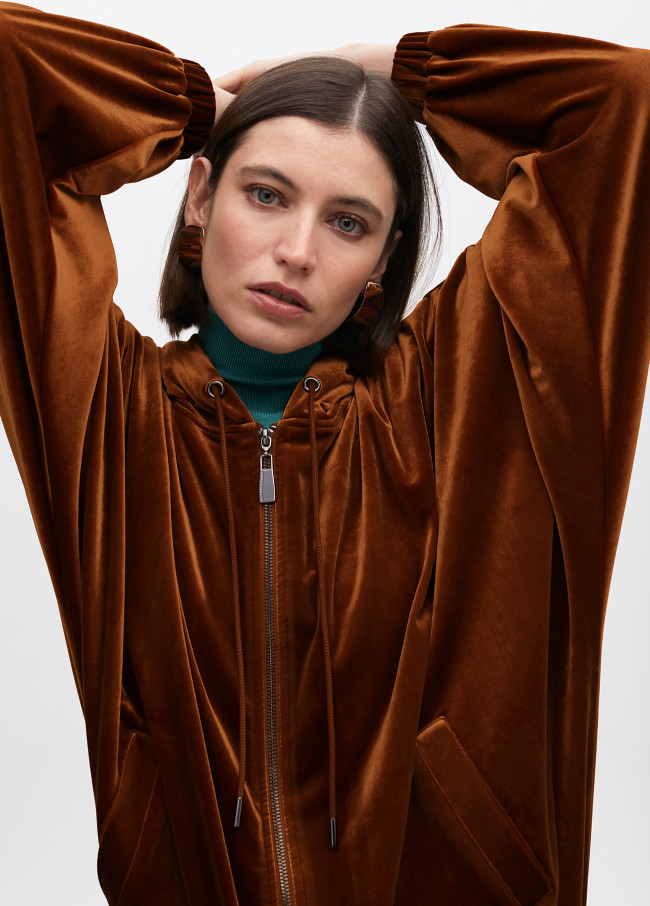 Oversize velvet hoodie
