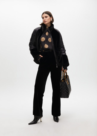 Shirt with puff sleeves and polka dot details