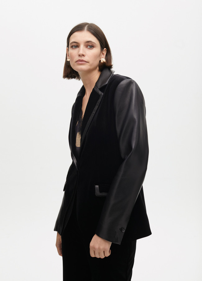 Fitted velvet blazer with faux leather details