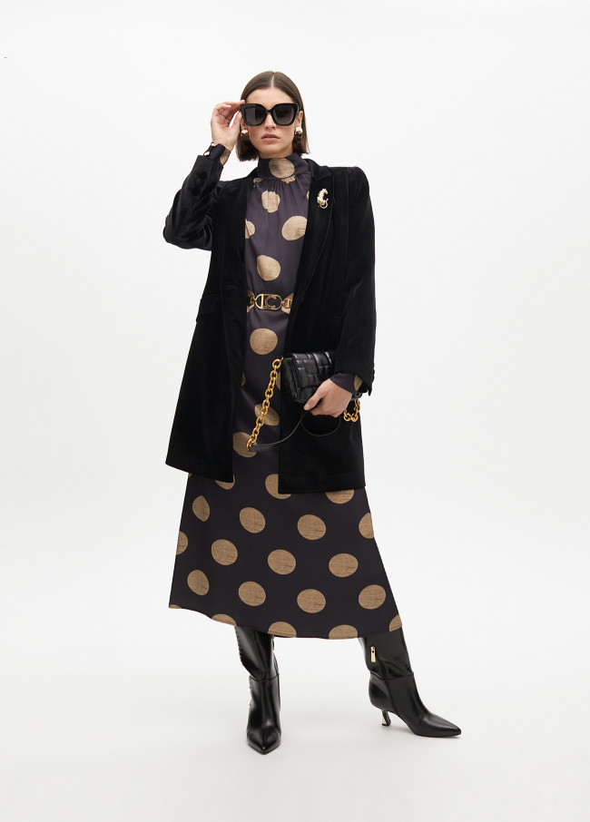 Fitted velvet frock coat