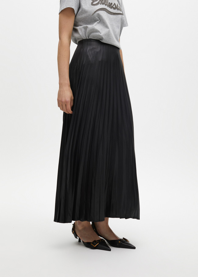 Pleated waxed-effect skirt