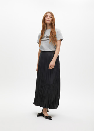 Pleated waxed-effect skirt