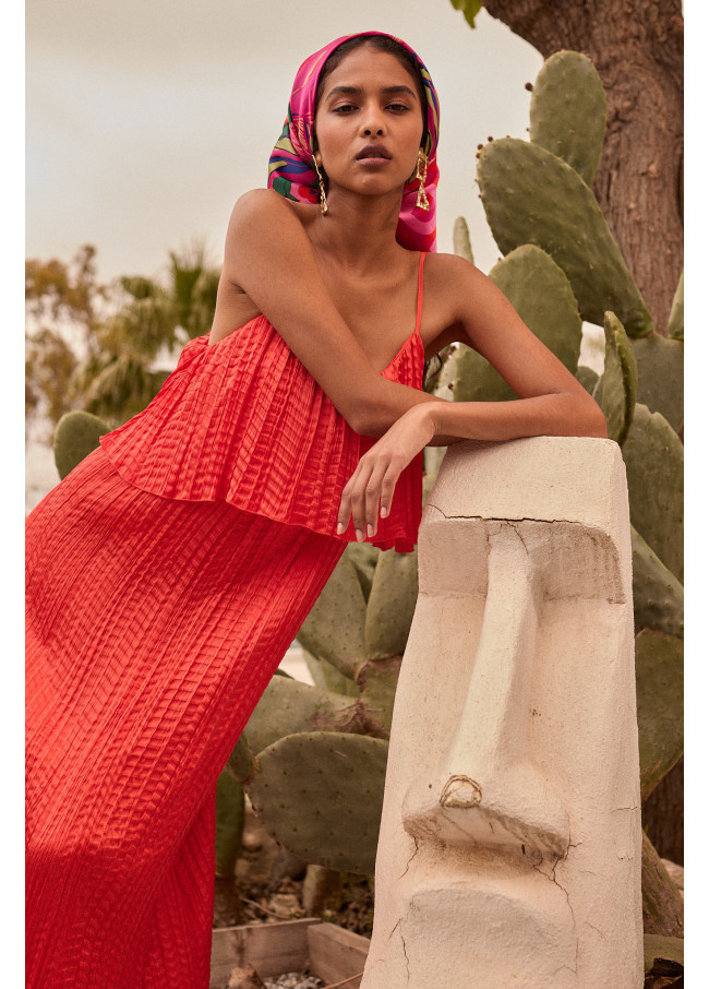 Vestido midi con volante