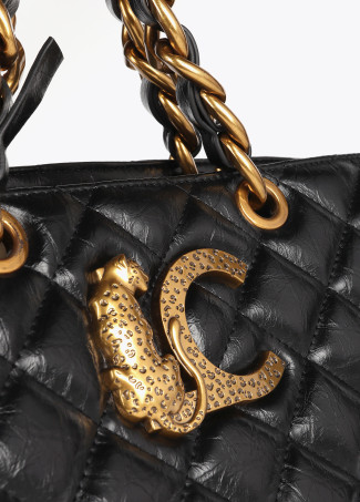 Quilted faux leather tote bag with chain strap and leopard LC
