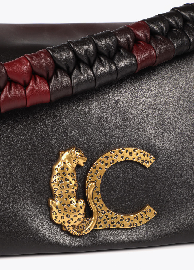 Bandolera con solapa y nudo en asa