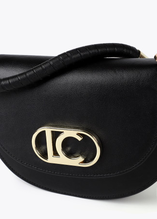 Half-moon crossbody bag with flap, short braided strap and metallic details