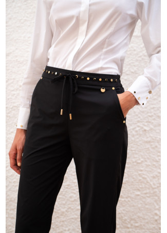 Jogger tecnico con dettagli borchiati