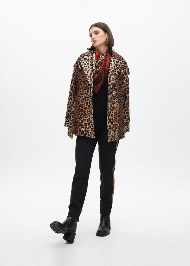 Basic trousers with contrast side stripe