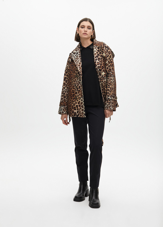 Basic trousers with contrast side stripe