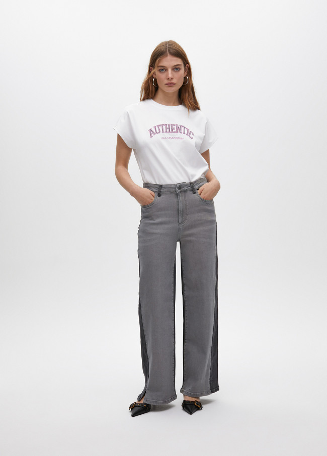Wide-leg jeans with two-tone contrast details