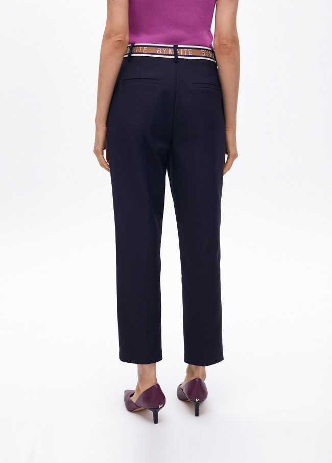 Pantalon chino avec bande logo strass