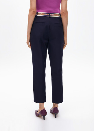 Pantalon chino avec bande logo strass