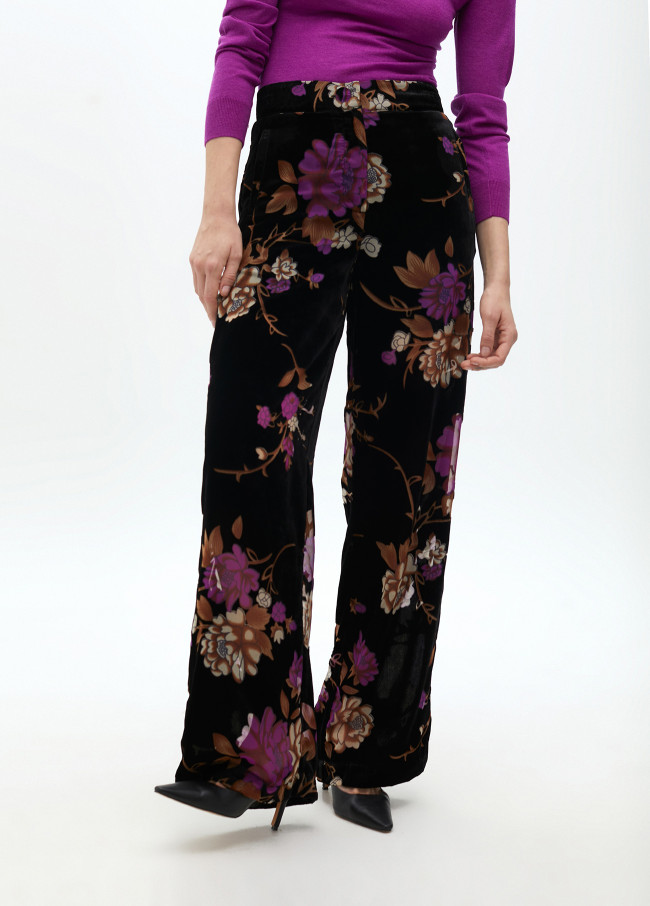 Pantalón de terciopelo estampado floral
