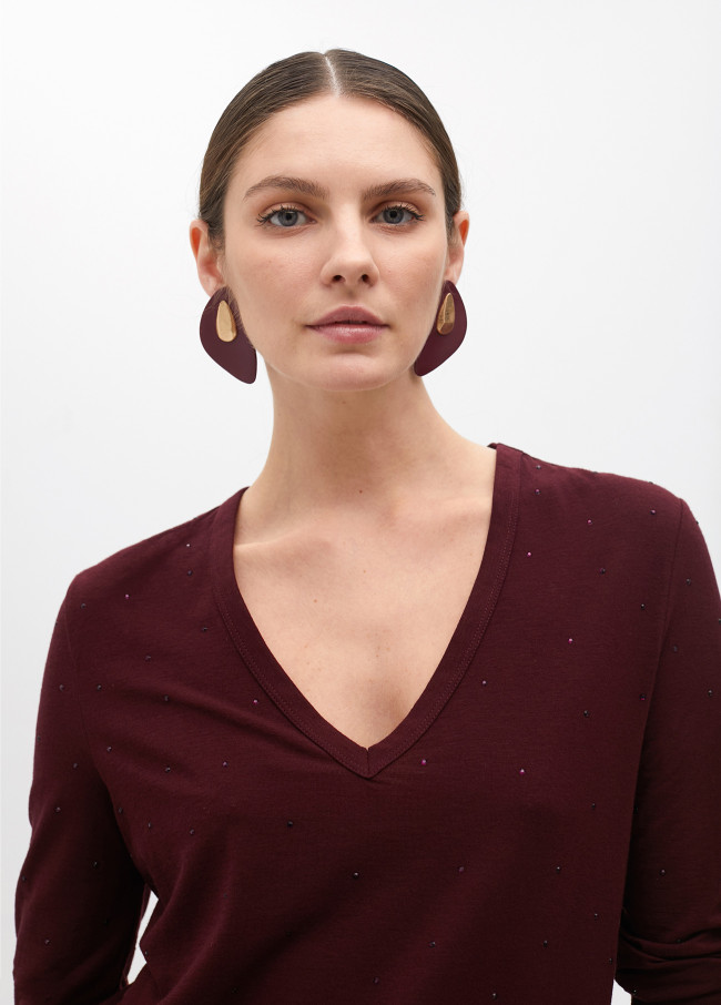 Knit V-neck T-shirt with rhinestone details