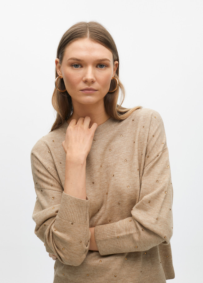 Sweater with rhinestones