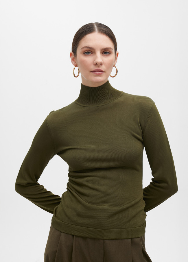Jersey cuello alto