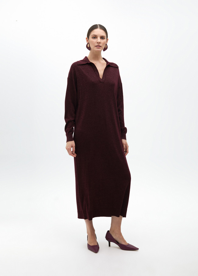Straight fit knit dress with a polo collar