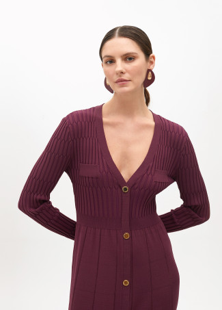 Vestido de punto con botones falda evasé