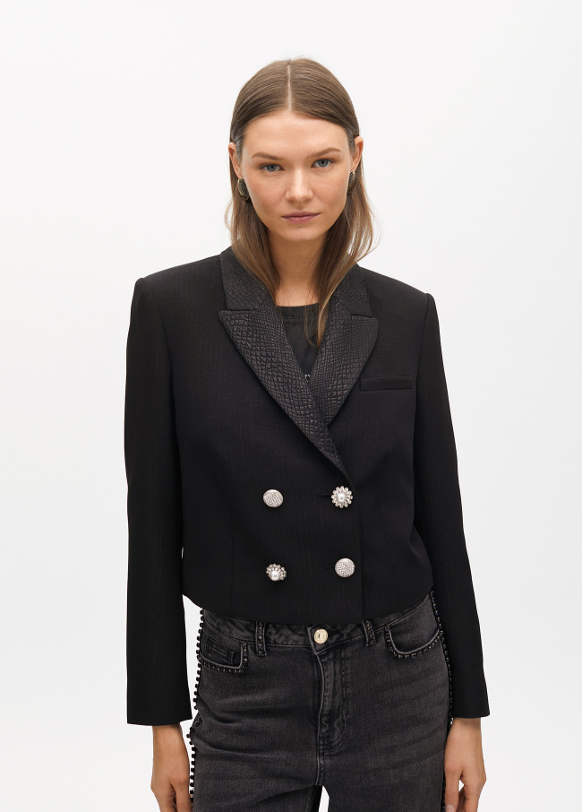 Fitted plaid print blazer with animal print lapels