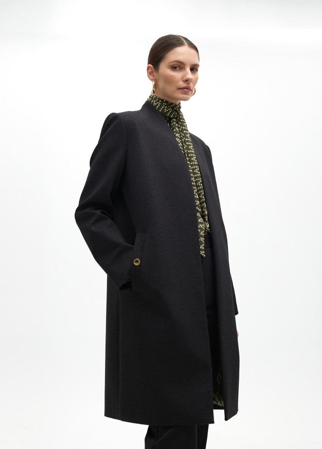 Knitted frock coat with logotyped lining