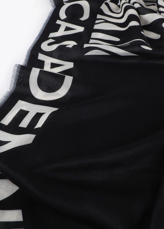 Lenço estampa de zebra e liso