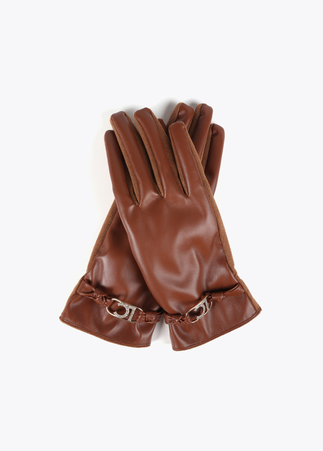 Faux leather gloves with wrist strap with oval logo