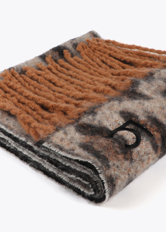 Animal print scarf with fringing