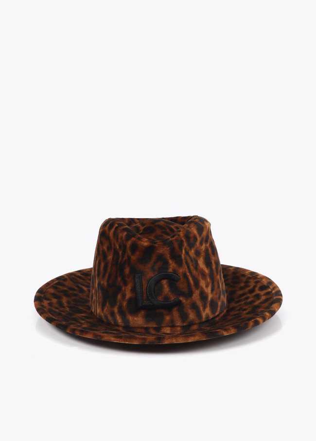 Chapéu com estampa animal
