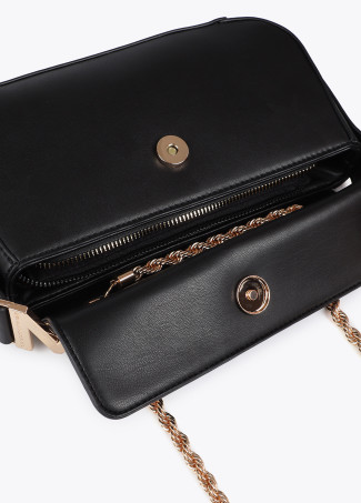 Crossbody bag with faux leather flap and M logo strap