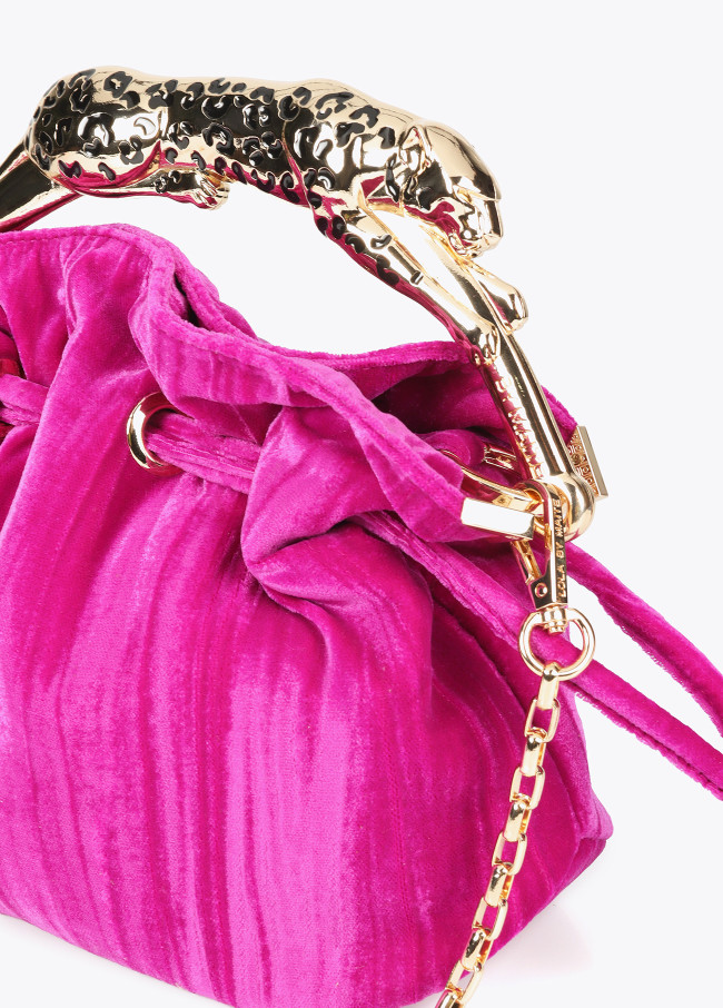 Pleated fabric bag with a metallic leopard strap