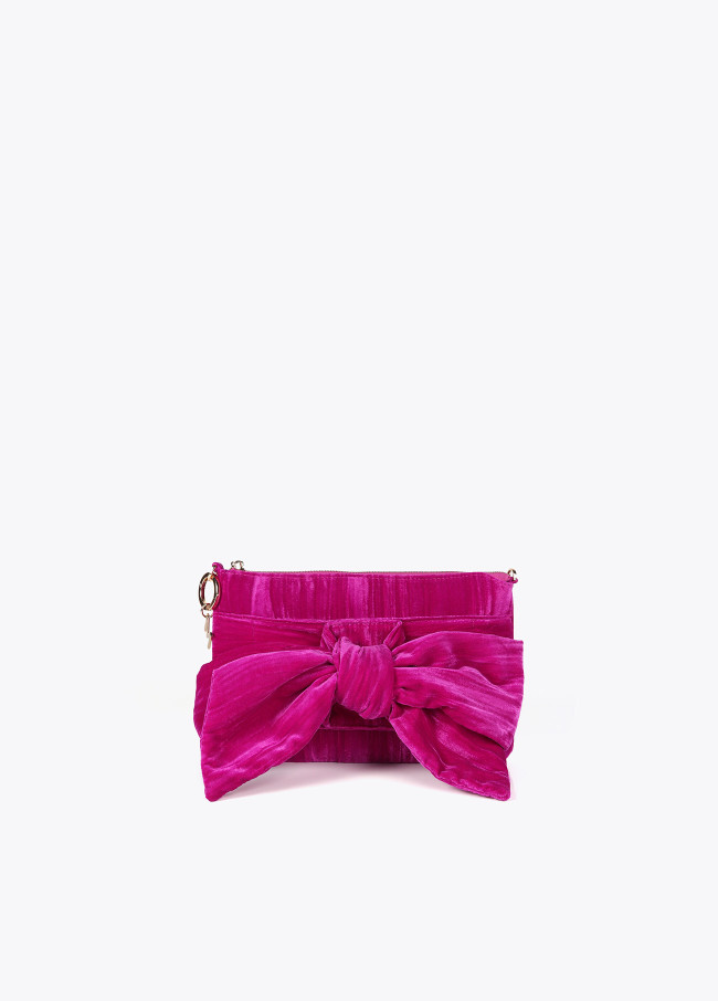 Clutch with front tie