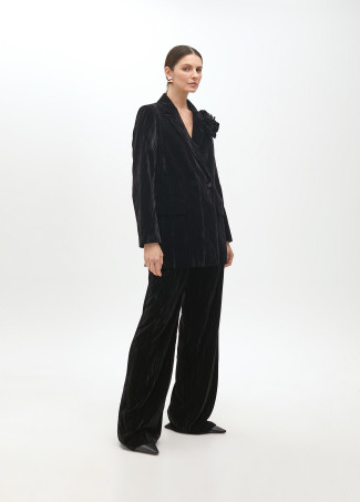 Americana velvet con flor en solapa