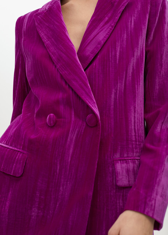 Velvet blazer with flower on lapel