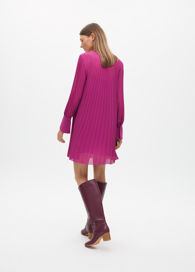 Robe Courte Plissée