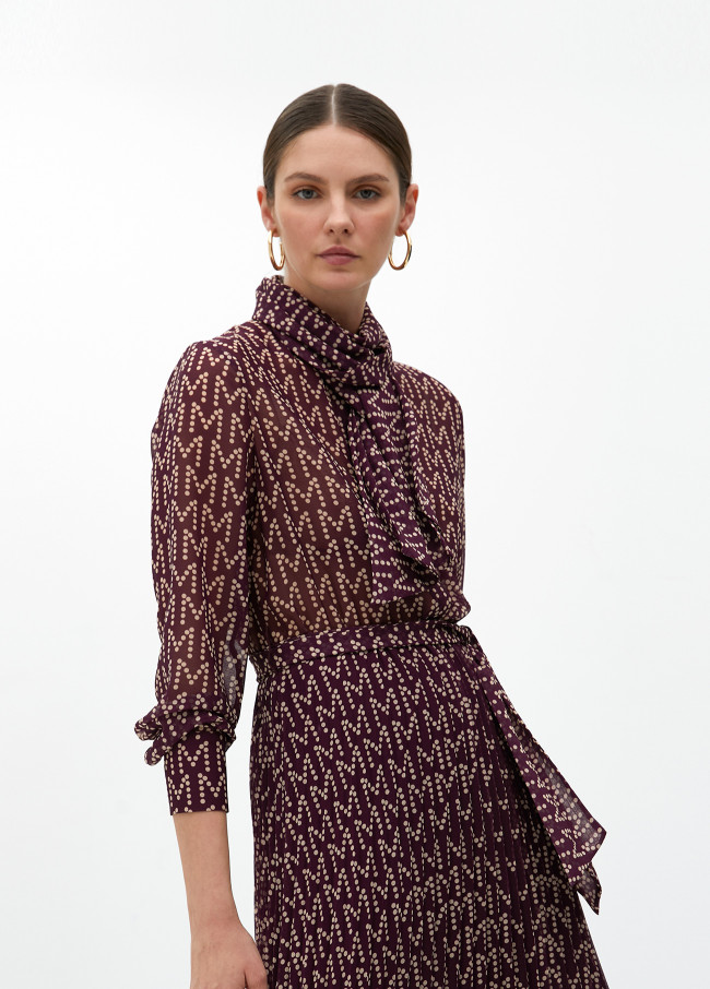 Vestido Longo Plissado com Logo