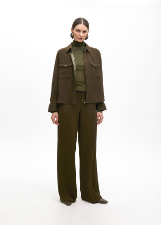 Straight trousers with elastic and central rib