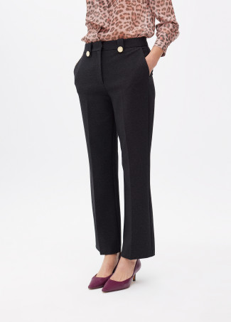 Pantalón de punto con botones