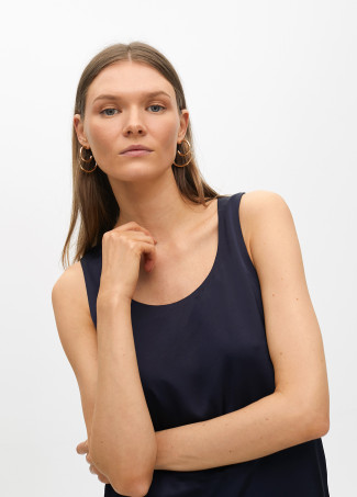 Basic wide strap top