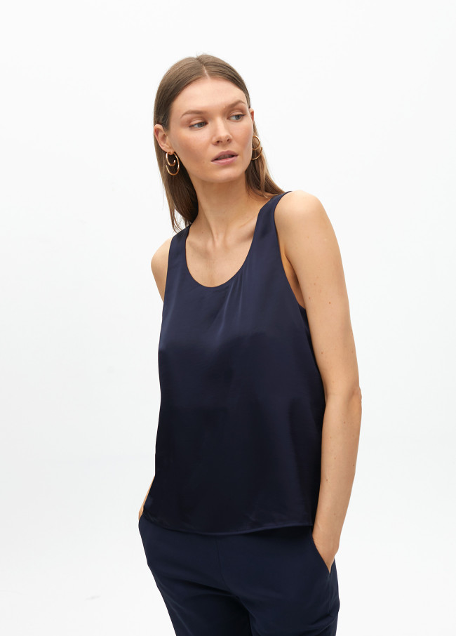 Basic wide strap top