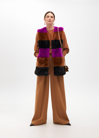 Fuzzy gilet with contrast stripes
