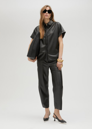 Sobrecamisa manga corta en efecto piel