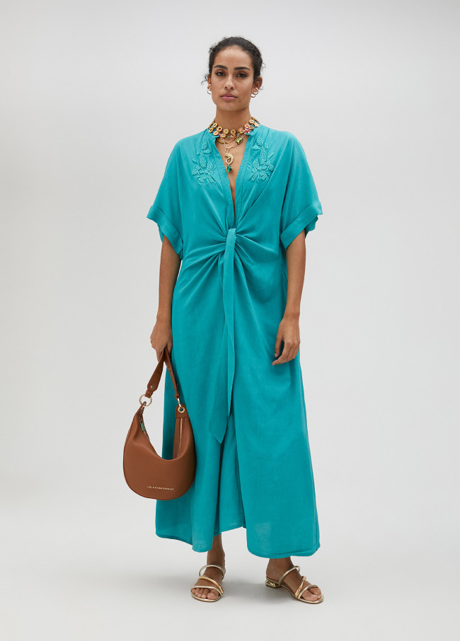 Long dress with front knot