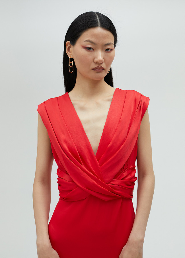 Vestido comprido com pormenor cruzado