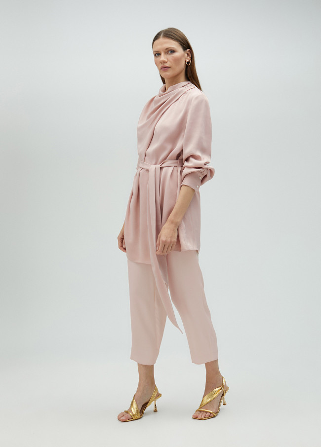 Vestito corto con cintura