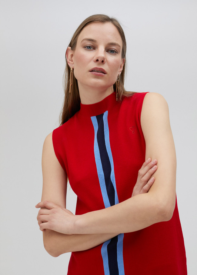 Top lungo mezzo collo riga sportiva