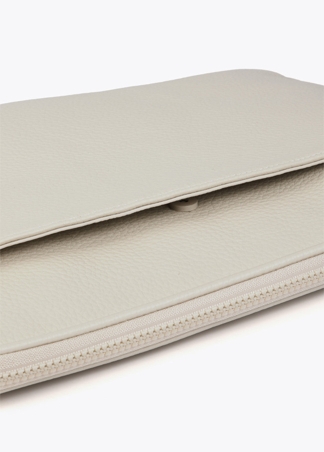 Housse ordinateur monogramme